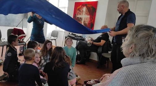 Meseterápia az Érdi Művészeti Galériában